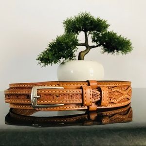 Women’s Textan Genuine Cowhide Belt Size 23in